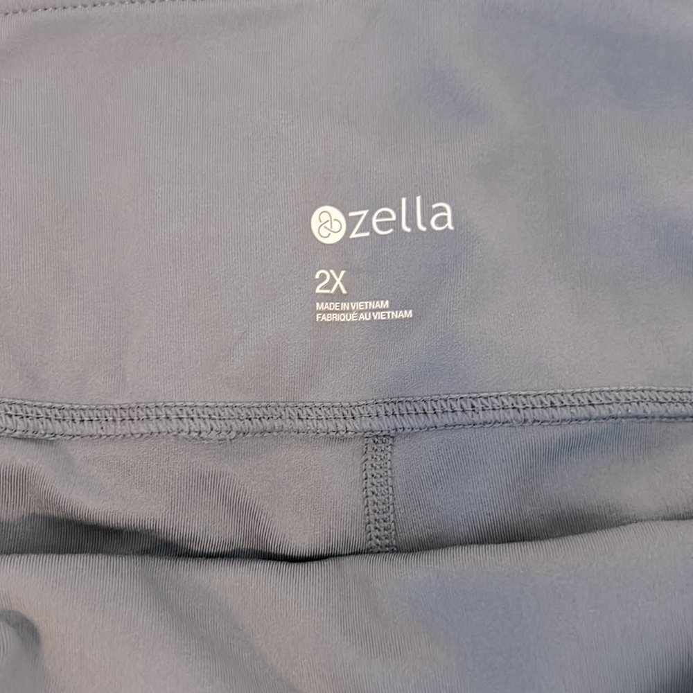 Zella 3/4 length gray leggings, size 2XL - Picture 4 of 5